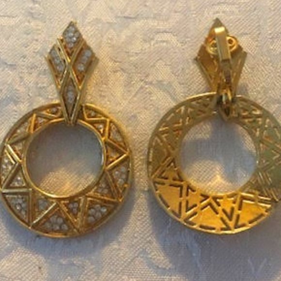 Large Round Vintage Golden Earrings with rhinestones sparkling geometric design - Picture 2 of 5